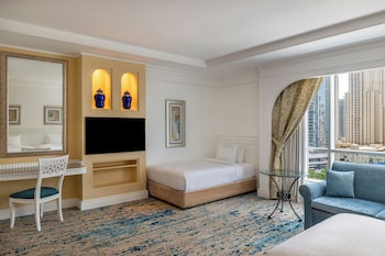 Tower Family Room, Larger Guest room, 2 Twin, Partial sea view
