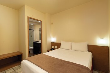 Standard Double Room, 1 Queen Bed