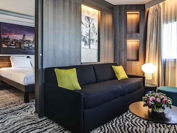 Suite, 1 King Bed with Sofa bed (Paris View)
