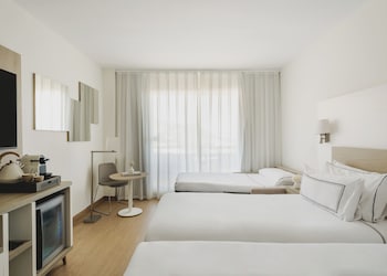 Double Room (With Sofa Bed) (3 Adults)