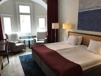 Classic Twin Room