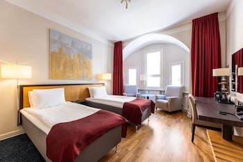 Classic Twin Room