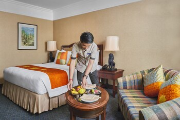 Club King Bed