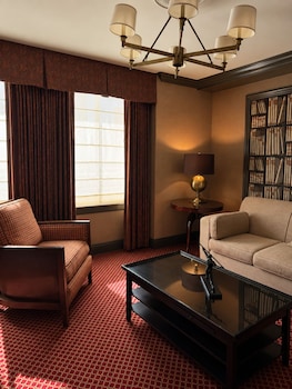 Superior Suite, 1 King Bed with Sofa bed, City View (One Bedroom Suite)