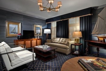 Superior Suite, 1 King Bed with Sofa bed, City View (One Bedroom Suite)