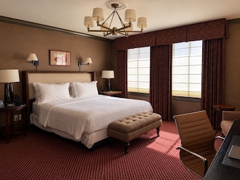 Superior Suite, 1 King Bed with Sofa bed, City View (One Bedroom Suite)