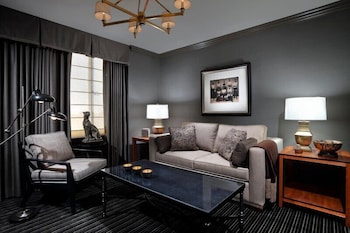 Superior Suite, 1 King Bed with Sofa bed, City View (One Bedroom Suite)