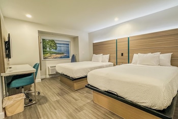 Studio Suite, 2 Queen Beds, Non Smoking