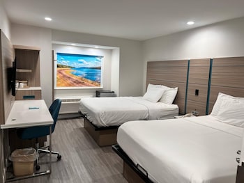 Room, 2 Queen Beds, Non Smoking