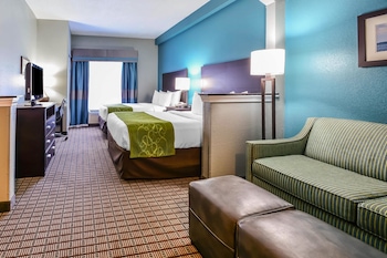 Suite, Multiple Beds, Non Smoking, Jetted Tub (2 Queen Beds, 1 Sofa Bed)