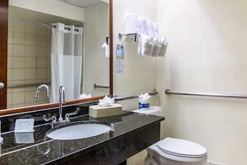 Suite, Multiple Beds, Non Smoking, Jetted Tub (2 Queen Beds, 1 Sofa Bed)