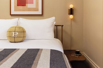 Superior Suite, 1 Queen Bed, Accessible (The Queen ADA)