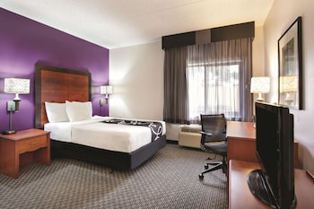 Room, 1 Double Bed, Accessible, Non Smoking (Mobility/Hearing Impaired Accessible)
