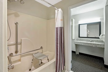 Room, 1 Double Bed, Non Smoking (Mobility,Hearing, Tub w/Grab Bars)