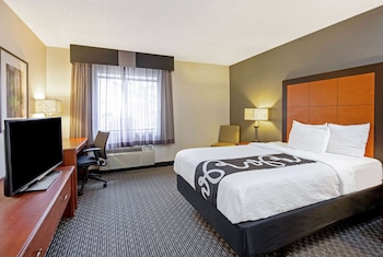 Room, 1 Double Bed, Non Smoking (Mobility,Hearing, Tub w/Grab Bars)