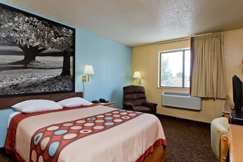 Standard Room, 1 Queen Bed