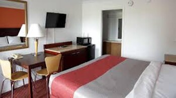 Standard Room, 1 King Bed, Non Smoking
