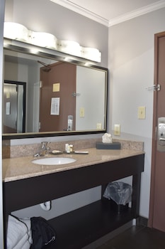 Room, 1 King Bed, Accessible, Non Smoking (Mobility Accessible)