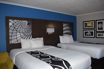 Room, 2 Queen Beds, Non Smoking