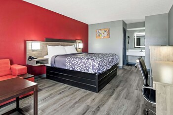 Standard Room, 1 King Bed, Non Smoking