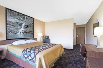 Standard Room, 1 Queen Bed