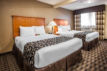 Standard Room, 2 Queen Beds, Non Smoking