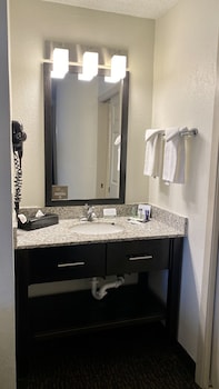Standard Room, 2 Queen Beds, Non Smoking