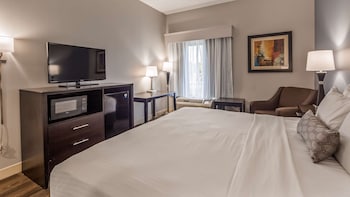 Standard Room, 1 Queen Bed, Non Smoking (Small Room)