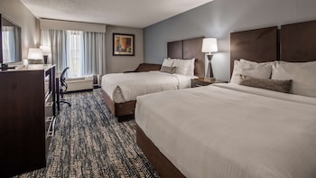 Standard Room, 2 Queen Beds, Non Smoking, Refrigerator