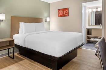 Standard Room, 1 Queen Bed, Non Smoking