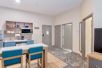Suite, 1 Bedroom, Accessible (Wheelchair)