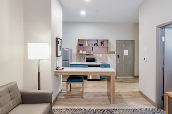 Suite, 1 Bedroom, Accessible (Wheelchair)