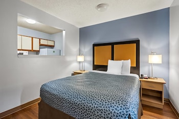 Room, 1 Queen Bed, Accessible, Non Smoking (Efficiency)