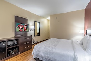 Standard Room, 1 Queen Bed (Smoke Free)