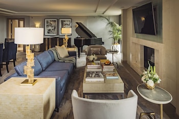 Suite, Multiple Beds (Palm)