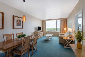 Deluxe Suite, 1 King Bed with Sofa bed, Tower