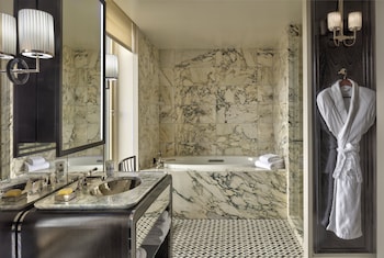 Suite (Central Park)