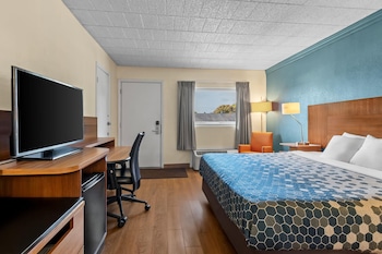 Room, 1 King Bed, Non Smoking