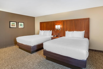 Room, 2 Queen Beds, Non Smoking (Interior Coridor)