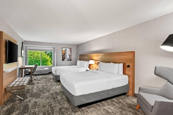 Room, 2 Queen Beds, Non Smoking