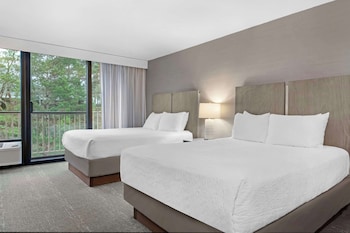 Standard Room, 2 Queen Beds, Non Smoking, Refrigerator & Microwave (Non Pet Friendly)