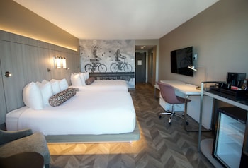 Room, 2 Queen Beds, Ocean View