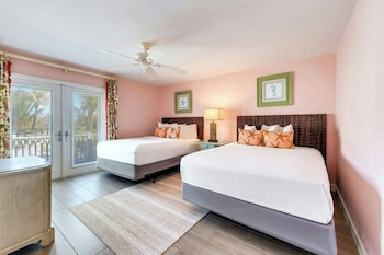 Room, 3 Bedrooms (Beach Home 32)