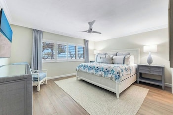 Room, 3 Bedrooms (Beach Home 32)