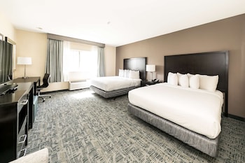 Standard Room, 2 Queen Beds, Accessible, Bathtub