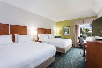 Room, 2 Queen Beds, Accessible, Non Smoking (Mobility)