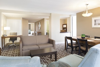 Suite, 1 King Bed with Sofa bed, Balcony