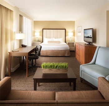 Junior Suite, 1 King Bed with Sofa bed, Balcony