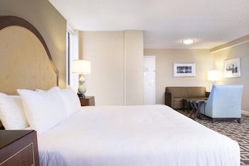 Junior Suite, 1 King Bed with Sofa bed, Balcony