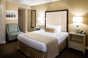 Room, 1 Queen Bed, Accessible, Balcony (Roll In Shower)